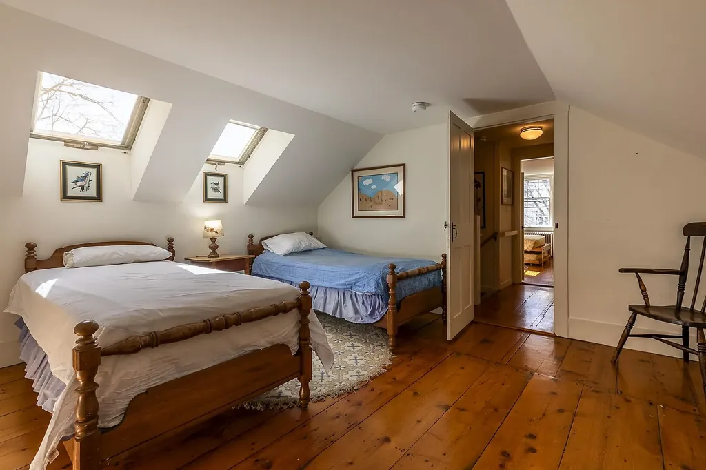 20 The Green Woodstock VT 05091