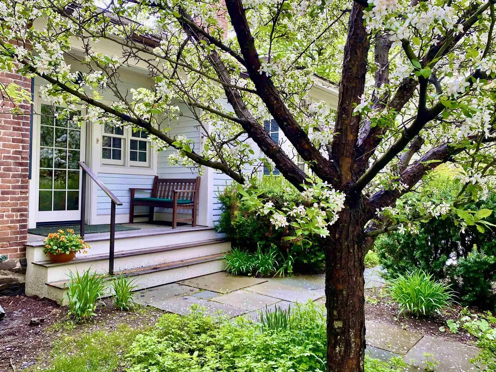 20 The Green Woodstock VT 05091