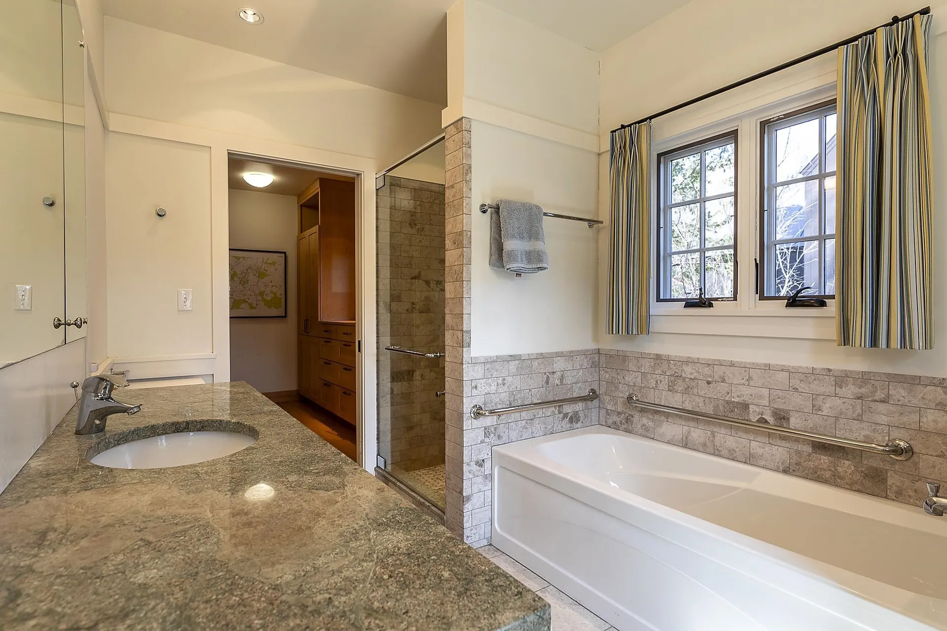 20 The Green Woodstock VT 05091