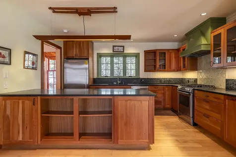 20 The Green Woodstock VT 05091