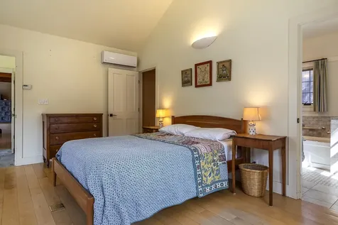 20 The Green Woodstock VT 05091