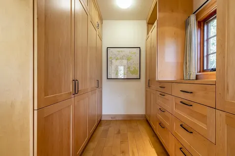 20 The Green Woodstock VT 05091