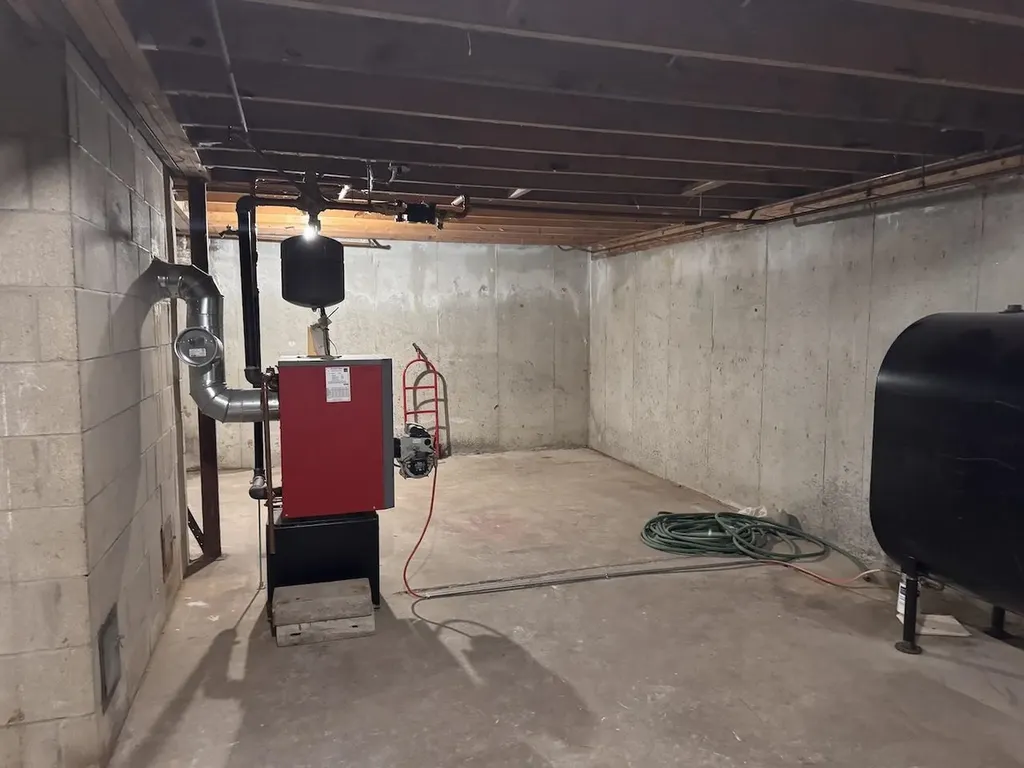 93 Pinnacle Springs Road Chesterfield NH 03462