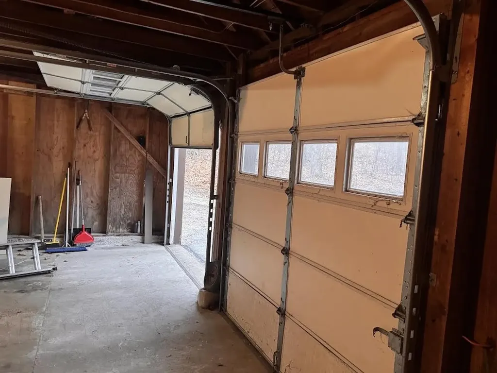 93 Pinnacle Springs Road Chesterfield NH 03462