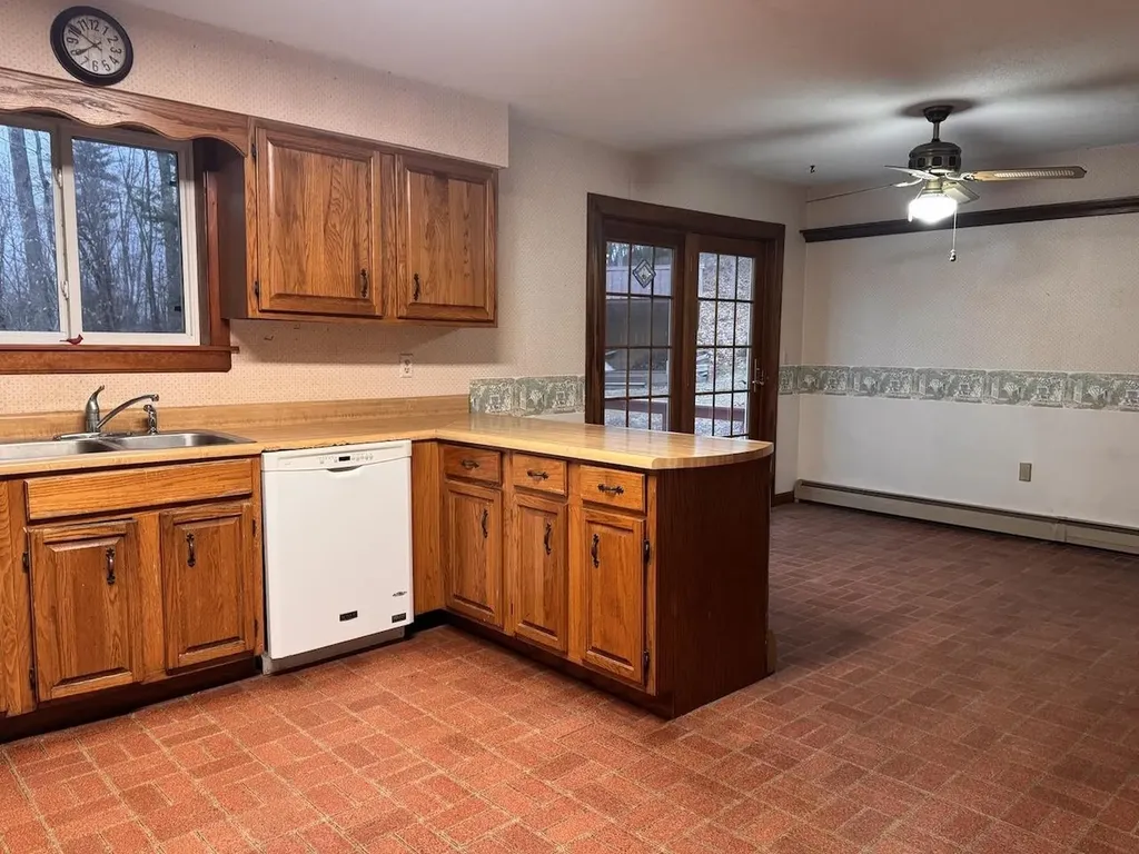 93 Pinnacle Springs Road Chesterfield NH 03462