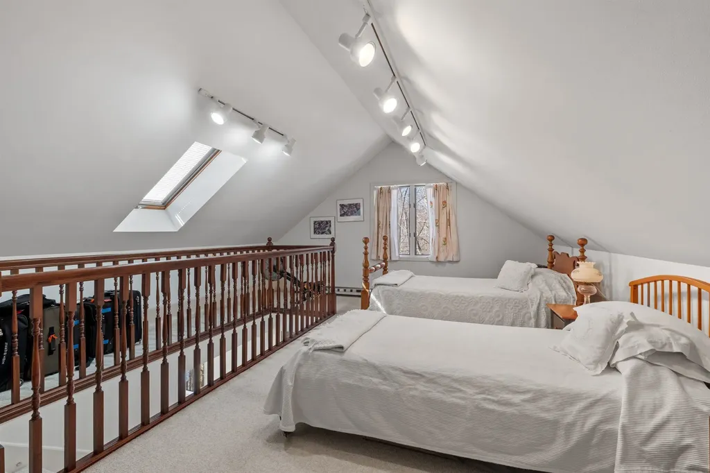 33 Meserve Hill Road Jackson NH 03846