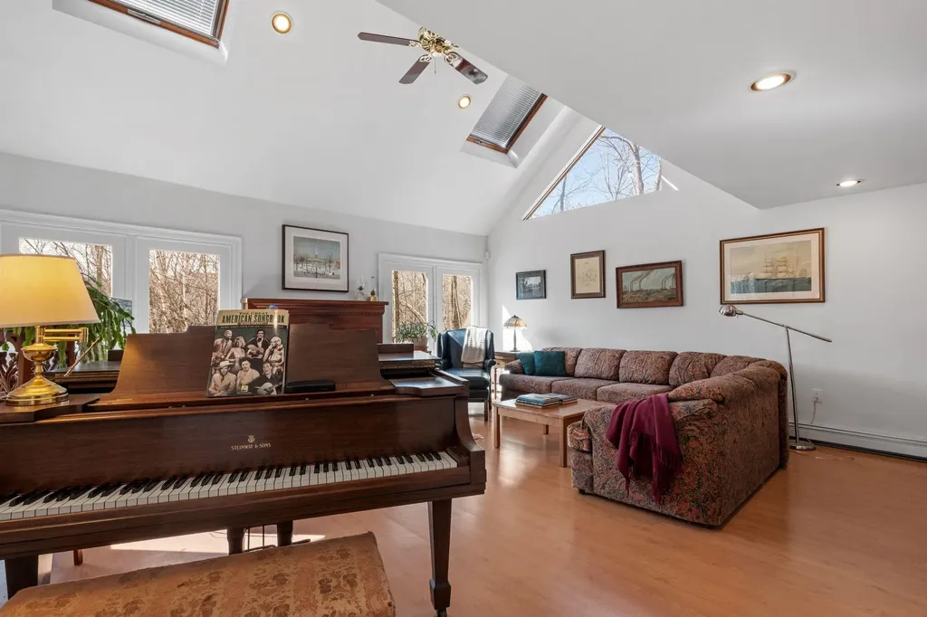 33 Meserve Hill Road Jackson NH 03846