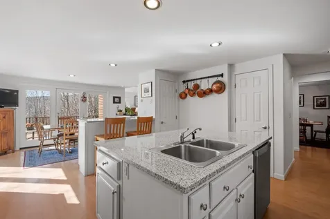 33 Meserve Hill Road Jackson NH 03846