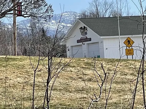 671 Presidential Highway Jefferson NH 03583