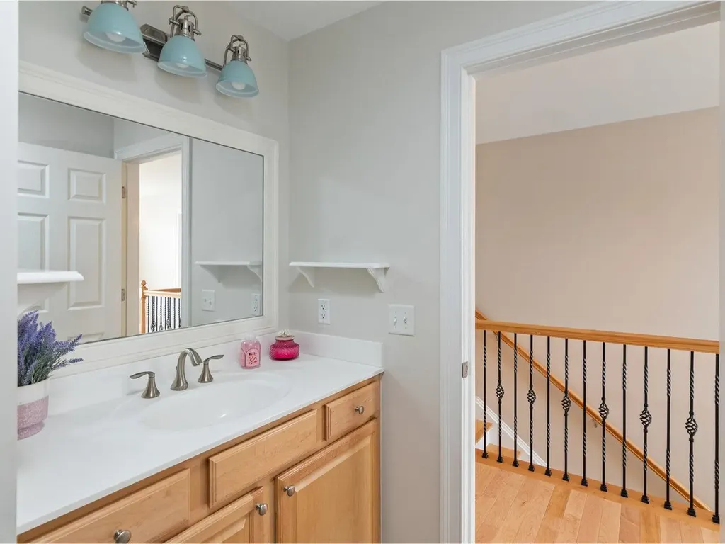 35 Royal Drive South Burlington VT 05403