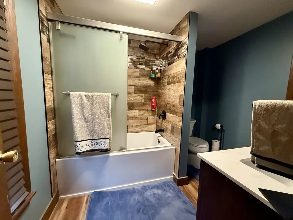 53 Mountain Avenue St. Johnsbury VT 05819