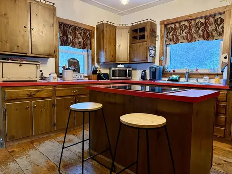 53 Mountain Avenue St. Johnsbury VT 05819