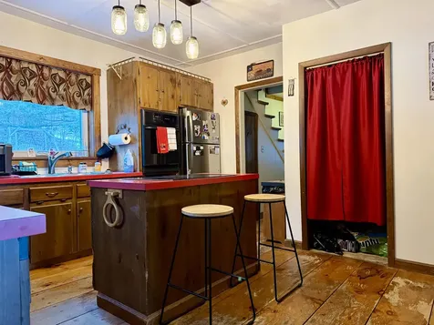 53 Mountain Avenue St. Johnsbury VT 05819
