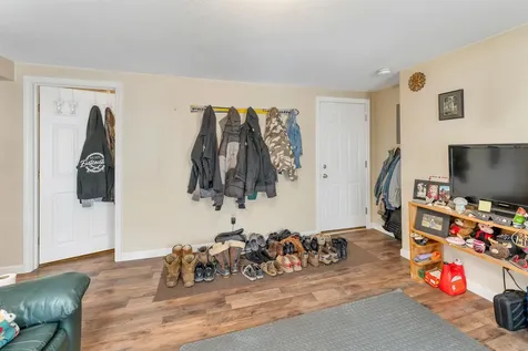 106 Messer Street Laconia NH 03246