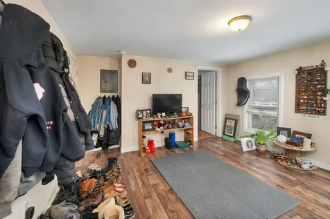 106 Messer Street Laconia NH 03246