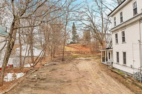106 Messer Street Laconia NH 03246
