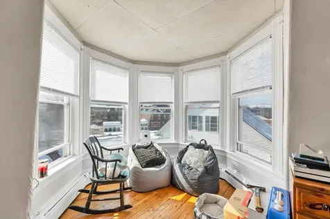 18 Gilford Avenue Laconia NH 03246