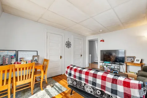 18 Gilford Avenue Laconia NH 03246