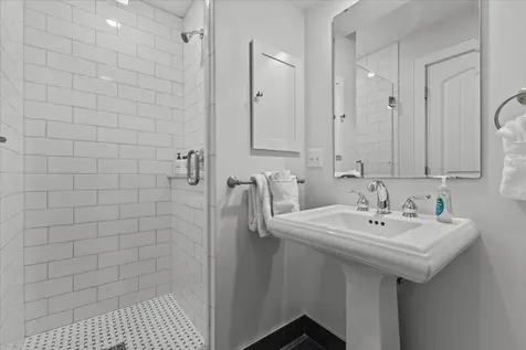 112 Main Street Stowe VT 05672