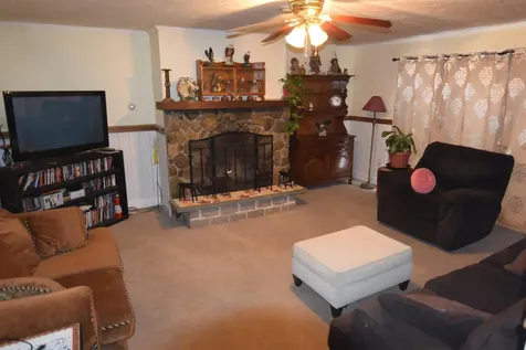 374 Berry Road Alexandria NH 03222