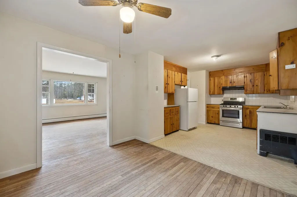 484 Poverty Plains Road Warner NH 03278