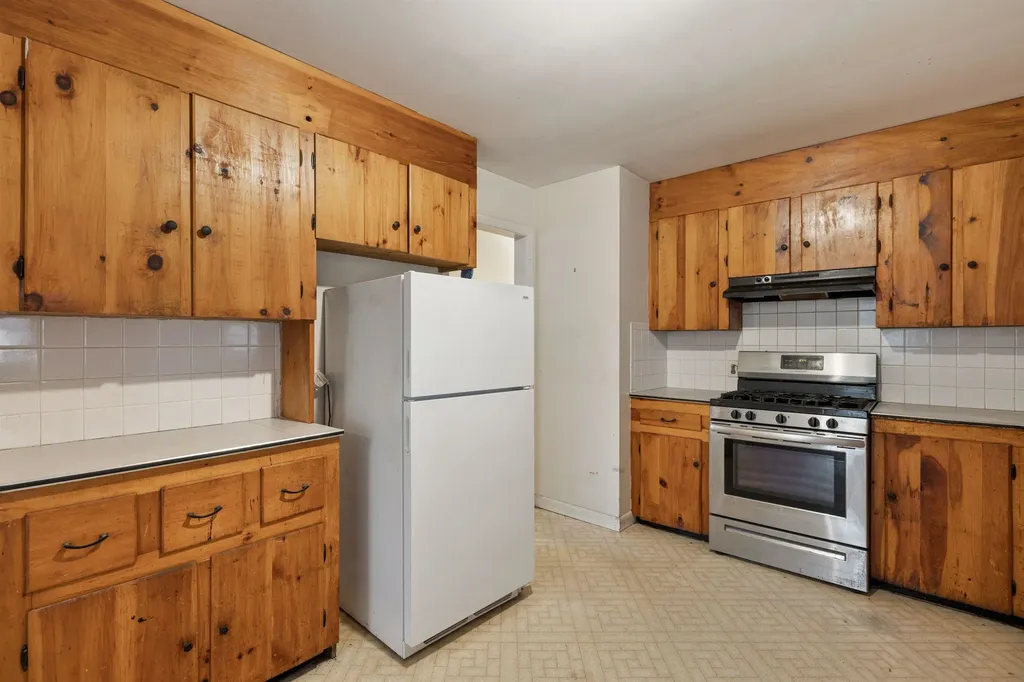 484 Poverty Plains Road Warner NH 03278