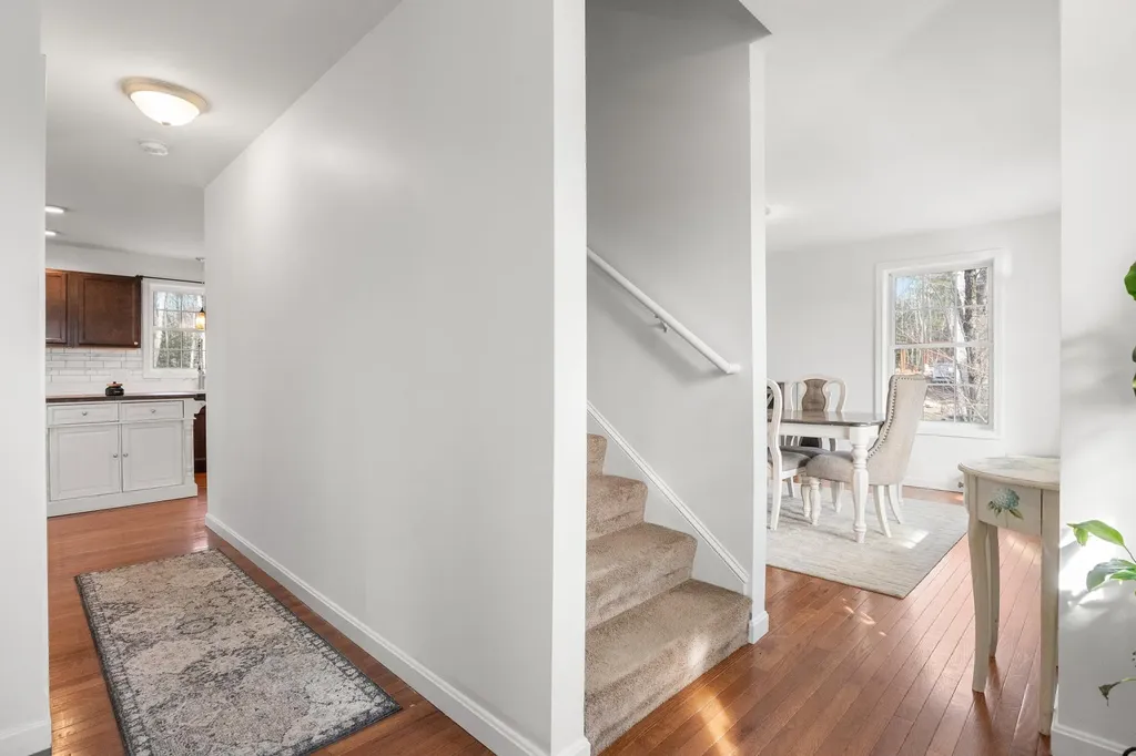 18 Rocky Hill Road Nottingham NH 03290