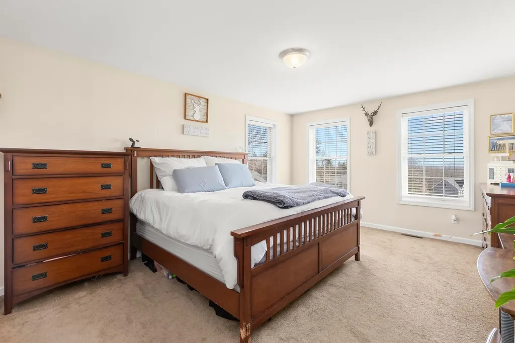 18 Rocky Hill Road Nottingham NH 03290