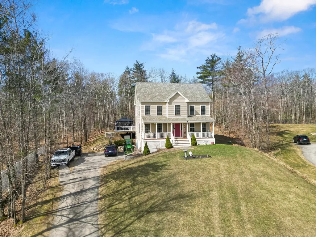 18 Rocky Hill Road Nottingham NH 03290