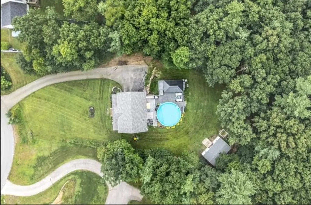 18 Rocky Hill Road Nottingham NH 03290