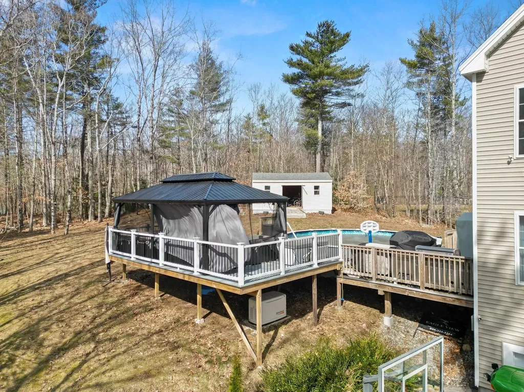 18 Rocky Hill Road Nottingham NH 03290