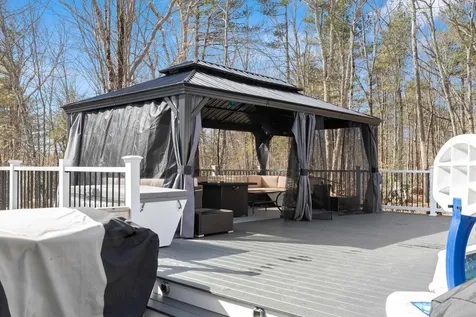 18 Rocky Hill Road Nottingham NH 03290