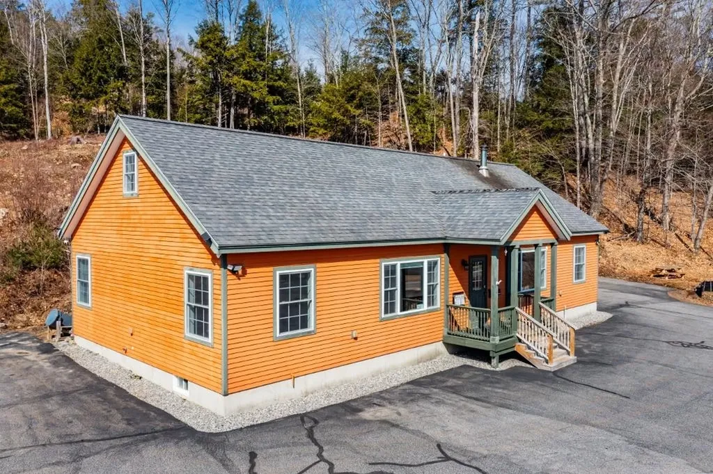 399 Nh Route 49 Campton NH 03223