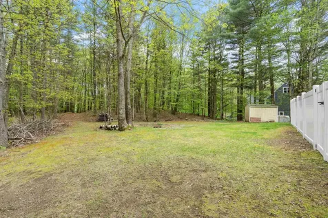 27 Norwood Road Salem NH 03079