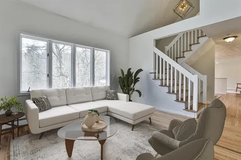 27 Norwood Road Salem NH 03079
