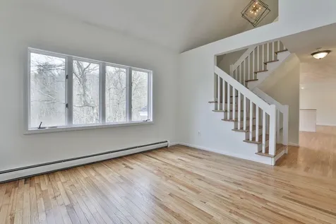 27 Norwood Road Salem NH 03079