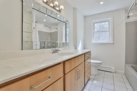 27 Norwood Road Salem NH 03079