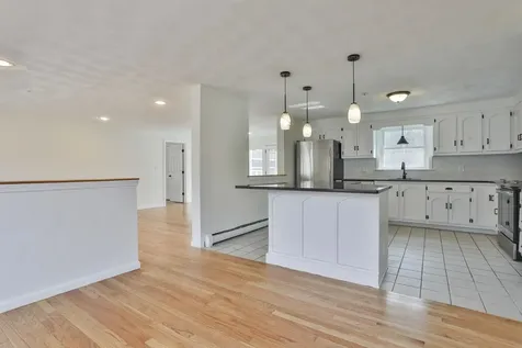 27 Norwood Road Salem NH 03079