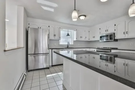 27 Norwood Road Salem NH 03079