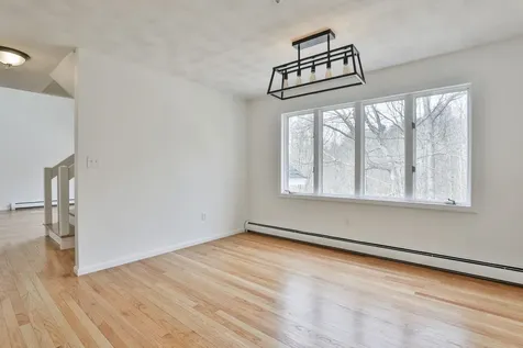27 Norwood Road Salem NH 03079