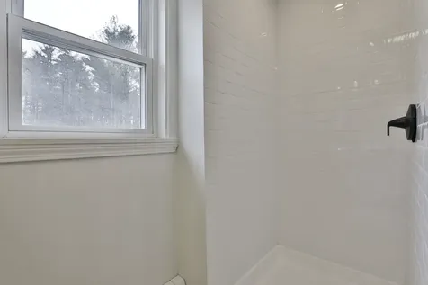 27 Norwood Road Salem NH 03079