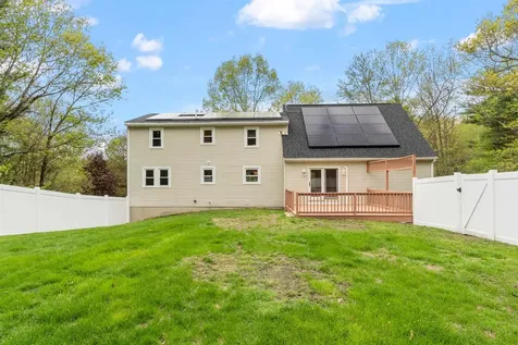 27 Norwood Road Salem NH 03079