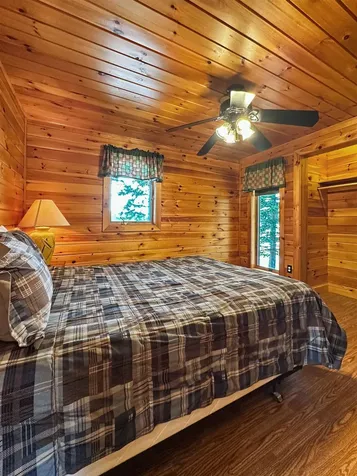 521 Beach Road Pittsburg NH 03592