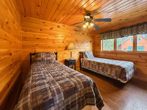 521 Beach Road Pittsburg NH 03592