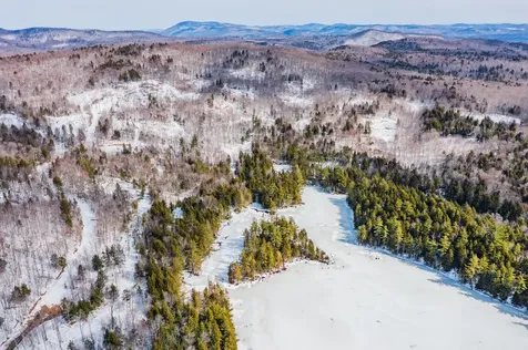 585 Pleasant Valley Road Jamaica VT 05343