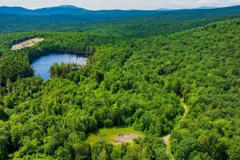 585 Pleasant Valley Road Jamaica VT 05343