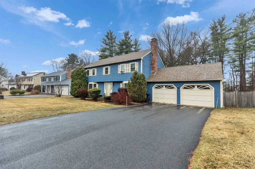 26 Spindlewick Drive Nashua NH 03062