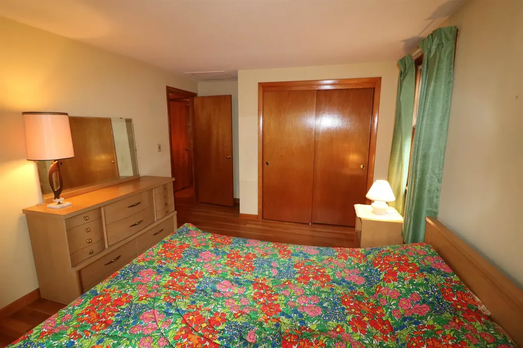 28 Nelson Circle Jaffrey NH 03452