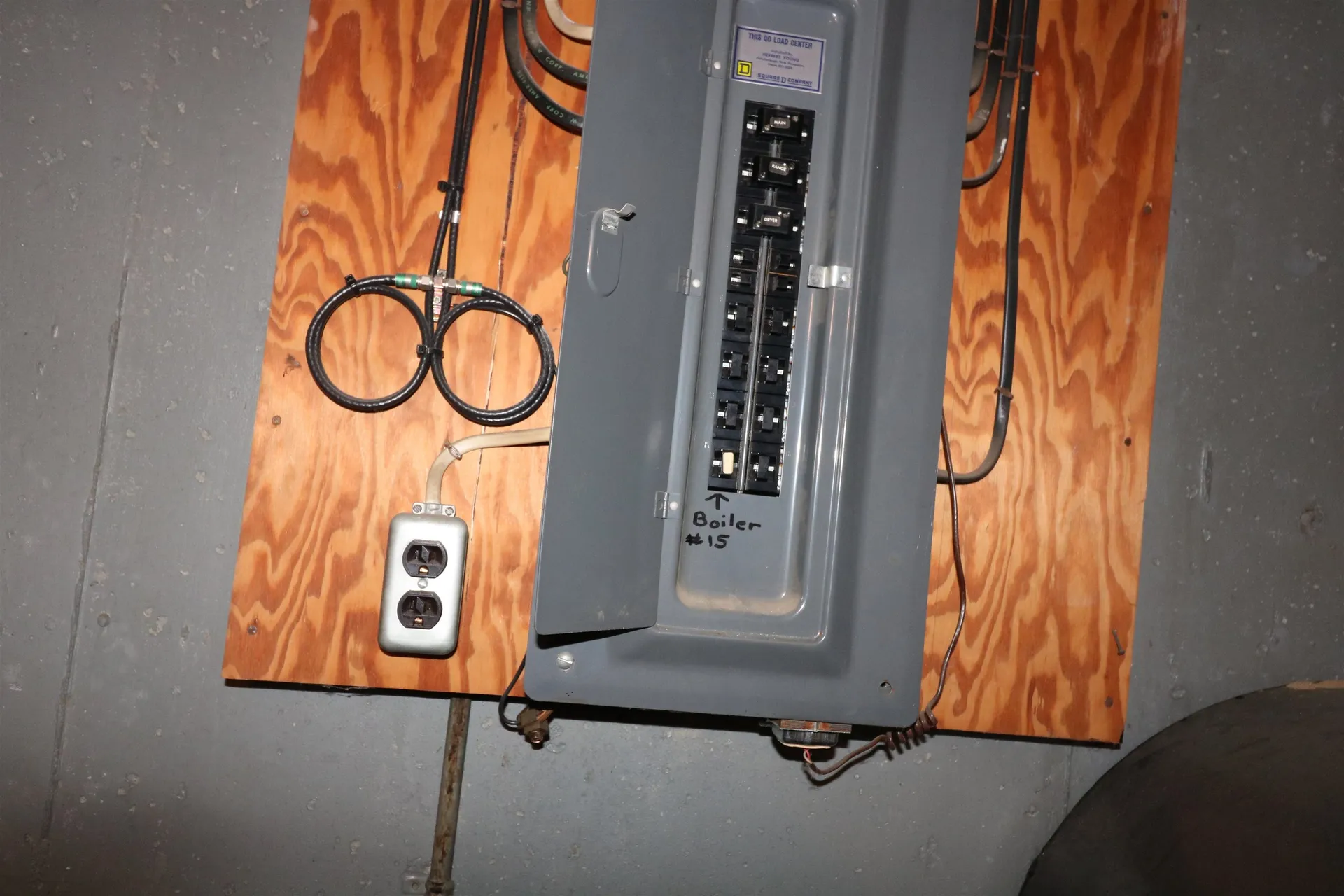 28 Nelson Circle Jaffrey NH 03452