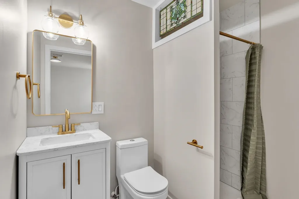 230 College Street Burlington VT 05401